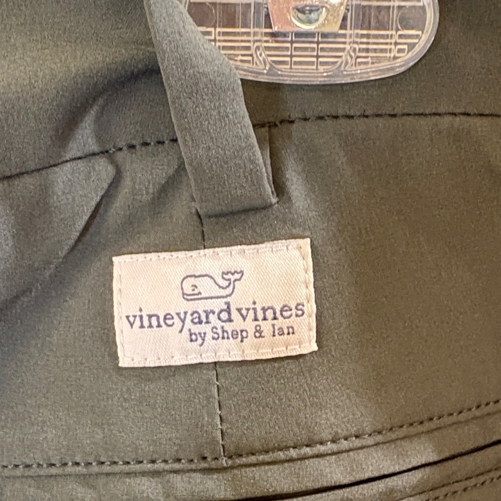 Vineyard Vines Men's Dark Gray Flat Front Breaker Shorts - Picture 4 of 5